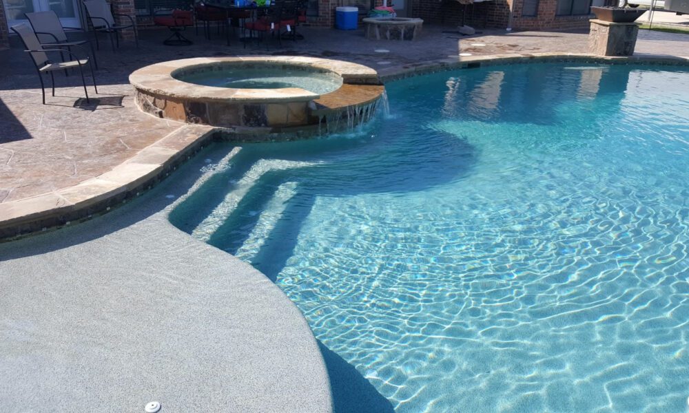 summer-ready:-choosing-the-right-pool-service-in-frisco-for-your-paradise