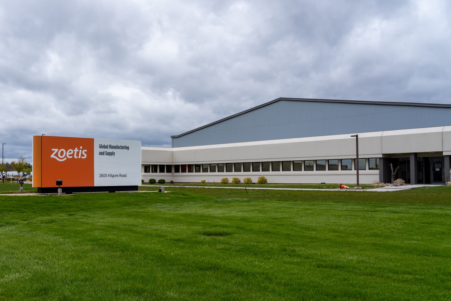 Zoetis Stock: Doubling Down on My Worst 2025 Performer